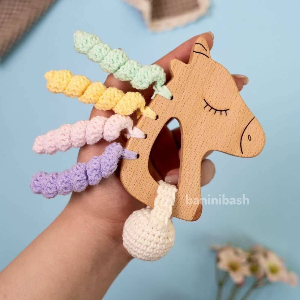 جغجغه چوبی اسب تک شاخ بافت پاستیلی